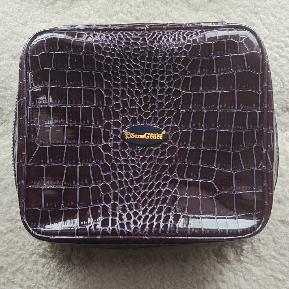 SeneGence Faux Crocodile Embossed Purple Cosmetic Bag, EUC